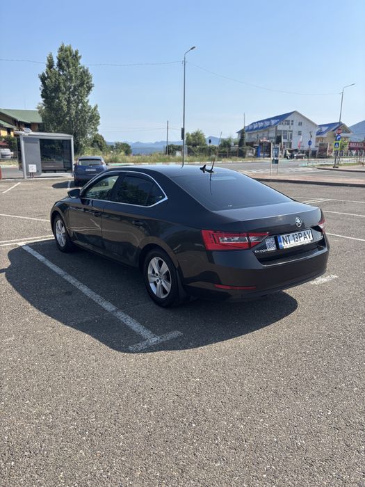 Vand skoda superb 2016
