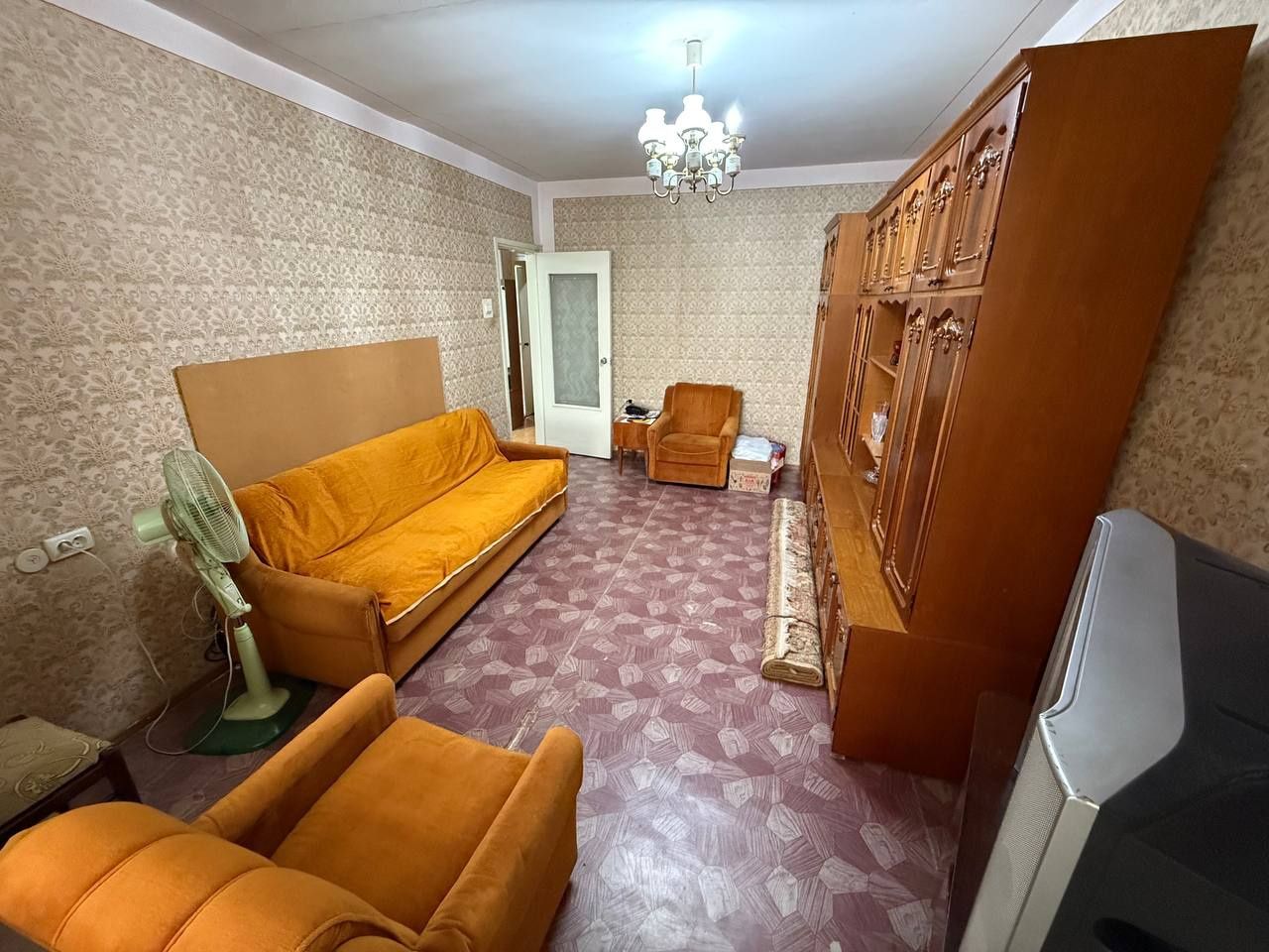 Квартира 2-3/1/4 Юнусабад 18 квартал,77 серия