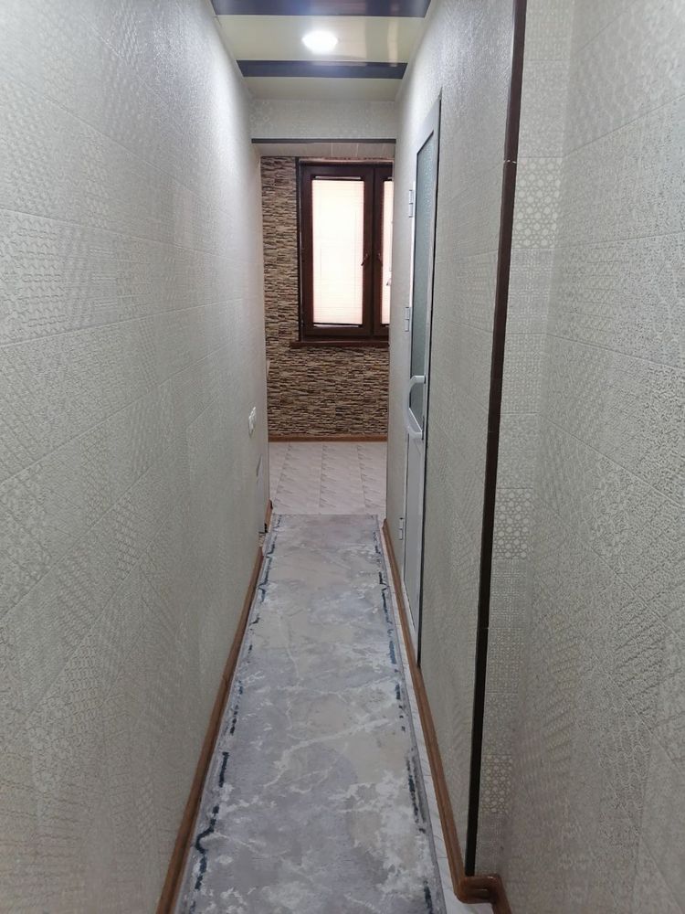Uy Mirzo ulug’bek metroga yaqin yonida bog’cha maktab bor