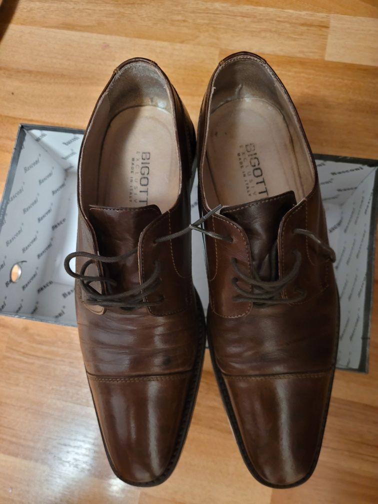 Pantofi de firma Bigotti