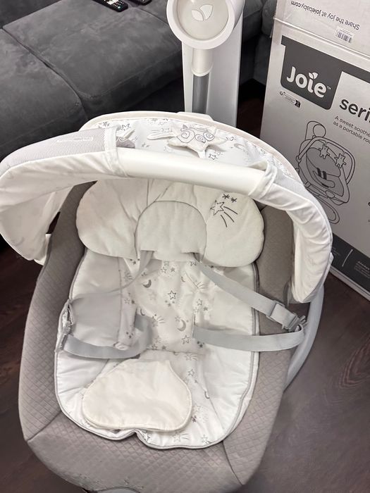 Електрическа люлка шезлонг Joie