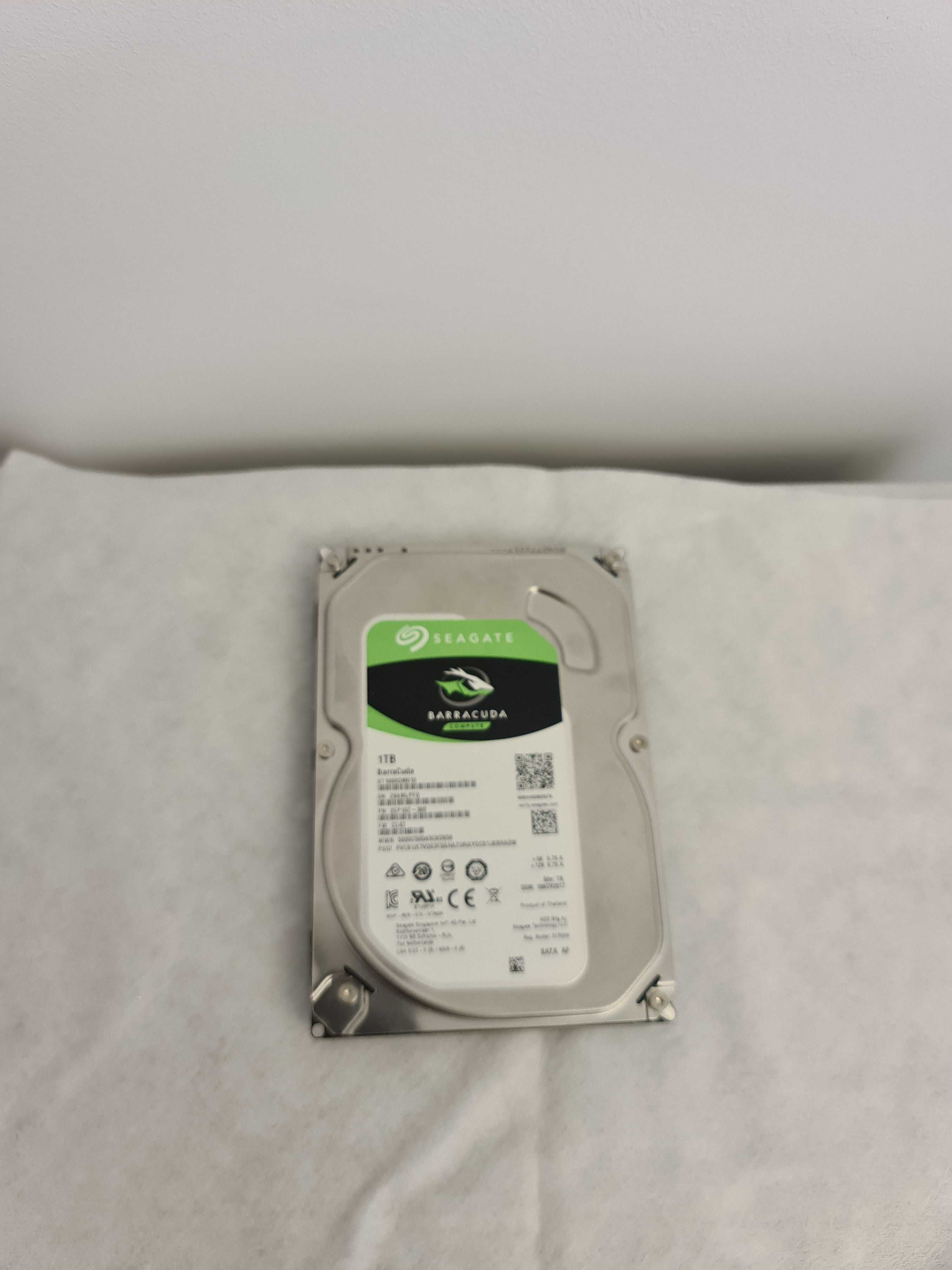 HDD Seagate BarraCuda 1TB, 7200rpm, 64MB cache, SATA-III