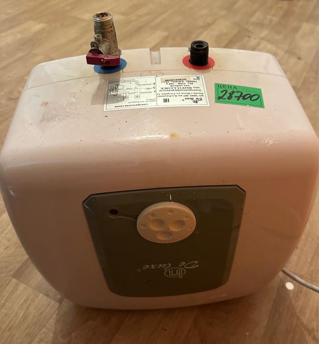 Продам водонагреватель , обьем 10 л