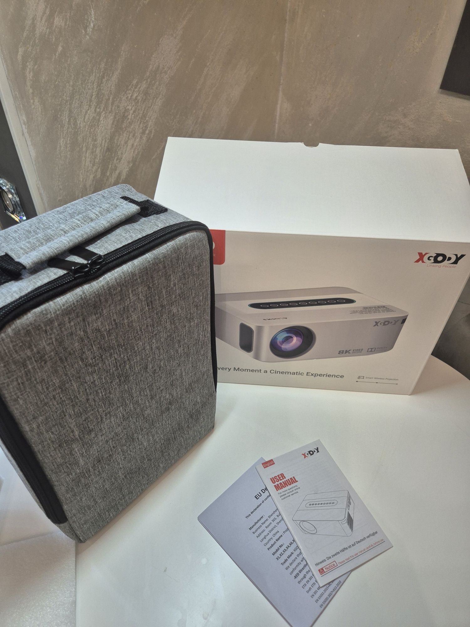 Smart 8K Android WiFi 5GВисок клас  проектор Native 1080P