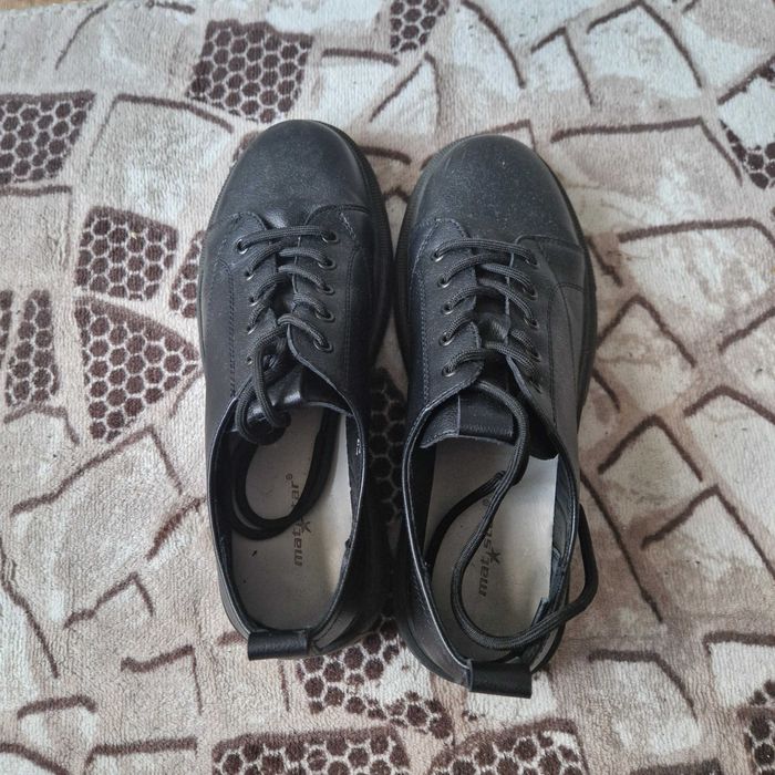 Черни обувки matstar