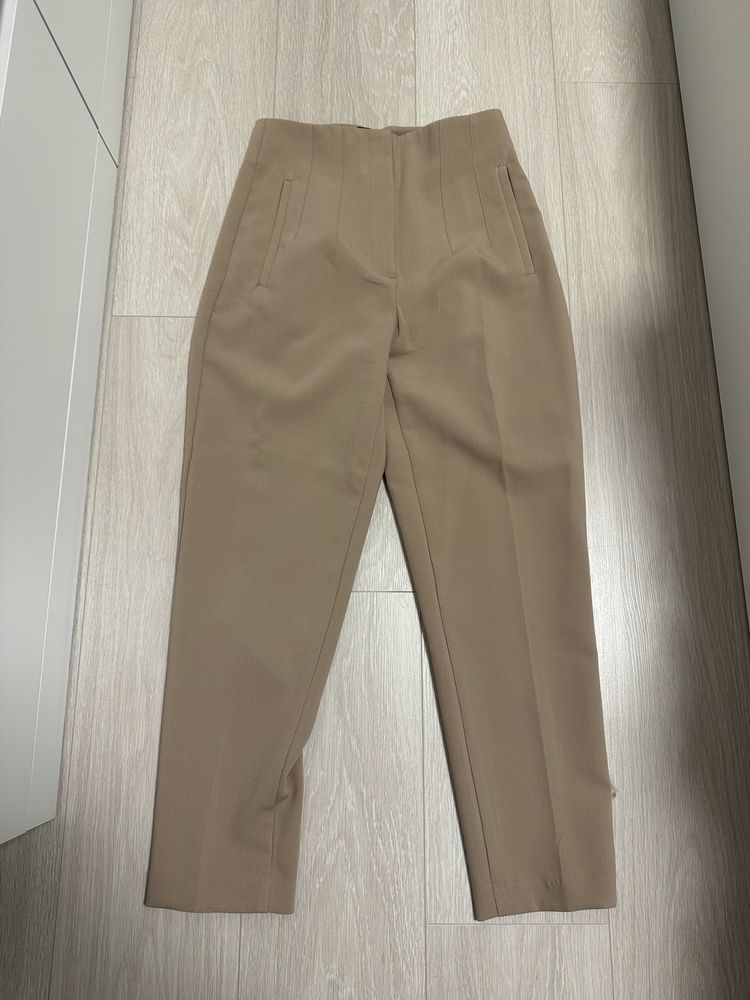 Дънки и панталони Zara нови