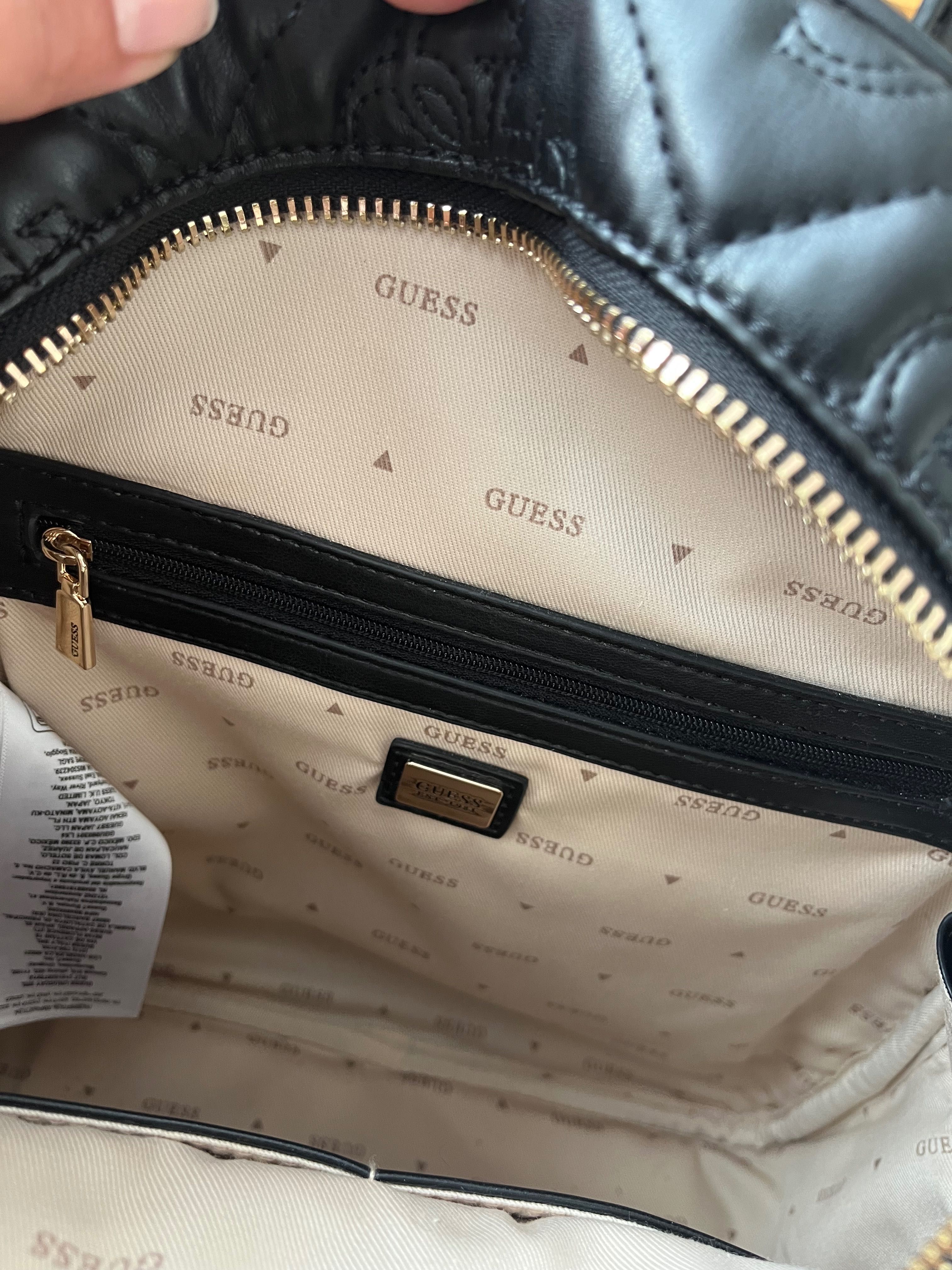 Сет Guess раница и кецове