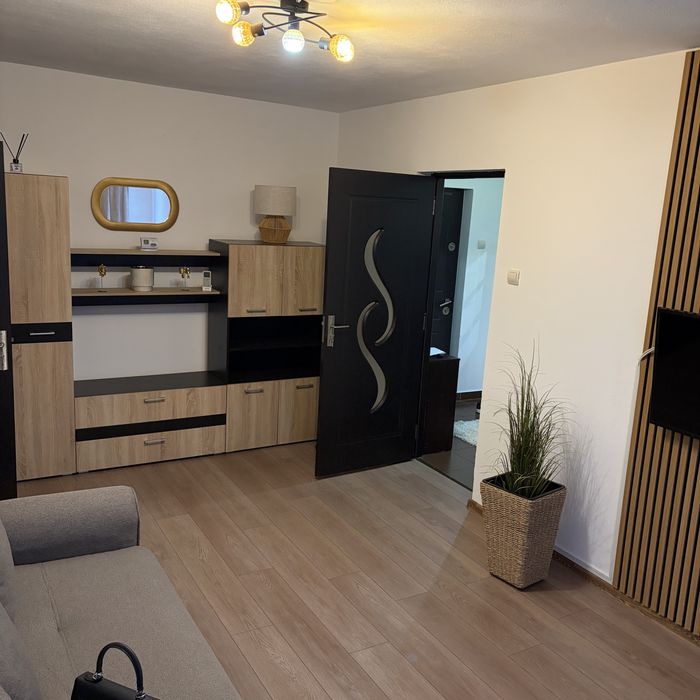 Apartament de inchiriat