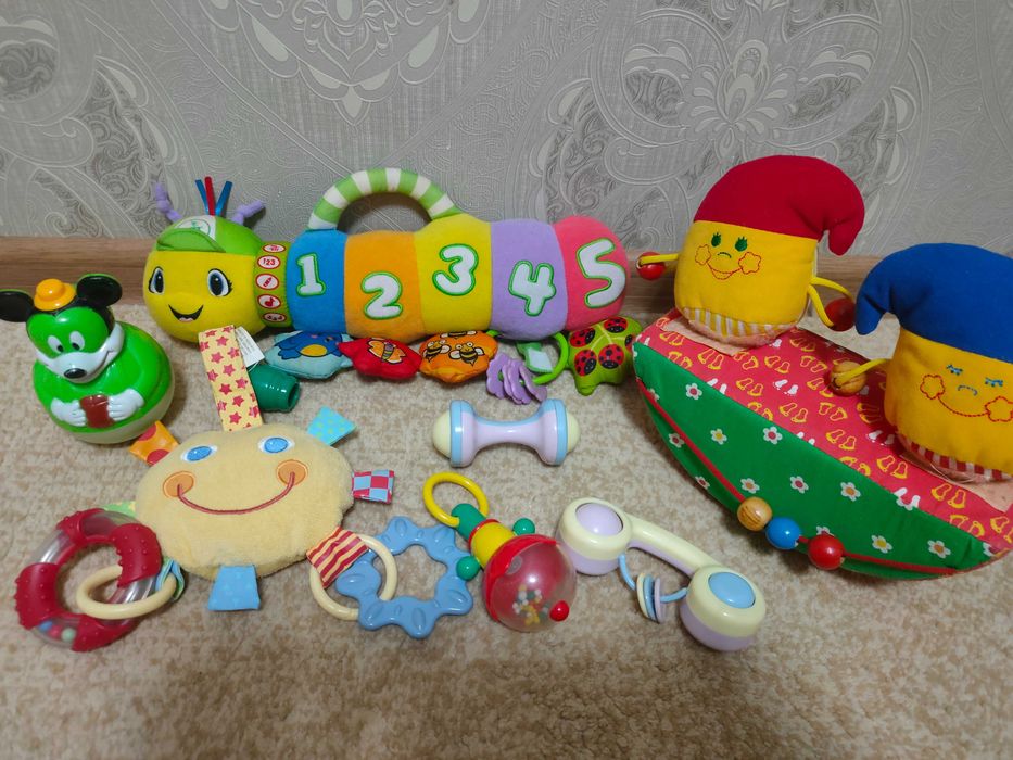 СРОЧНО Игрушки брендовые  ВСЕ что на фото за 3000