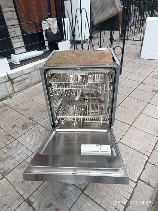 Съдомиялна за полувграждане miele