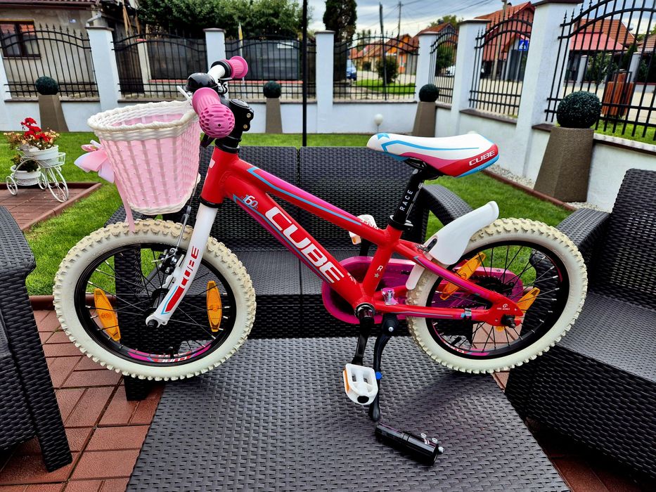 Bicicleta CUBE copii 160r fetițe~Aluminiu~roti 16 inch~Impecabila