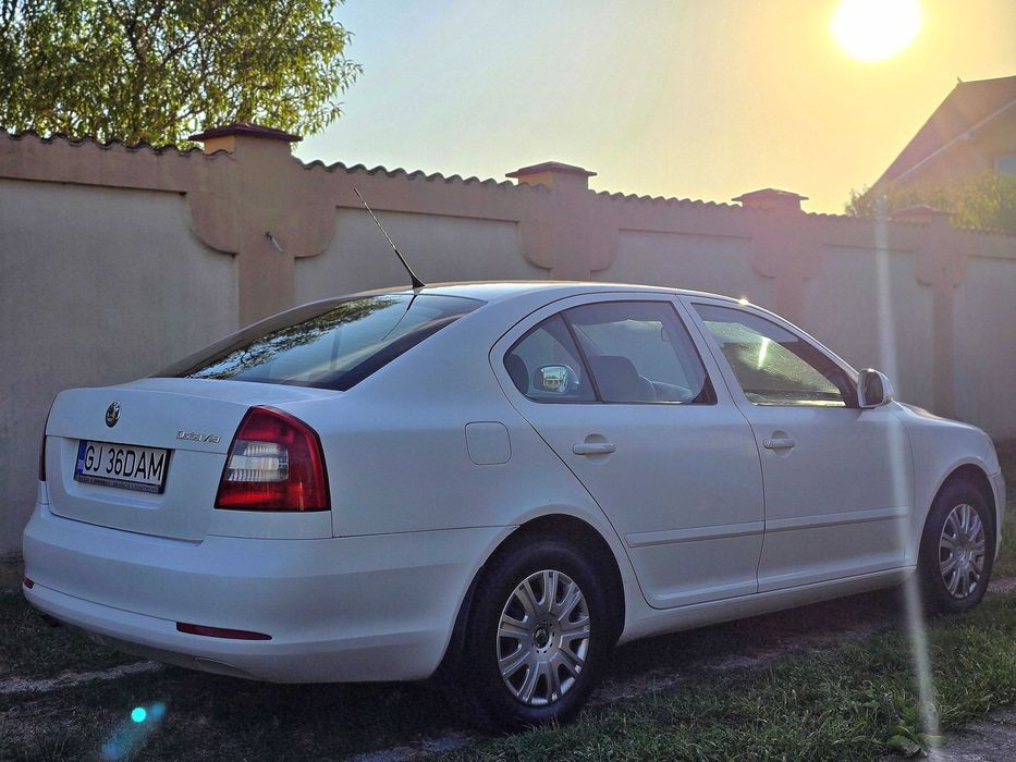 Vând Skoda Octavia