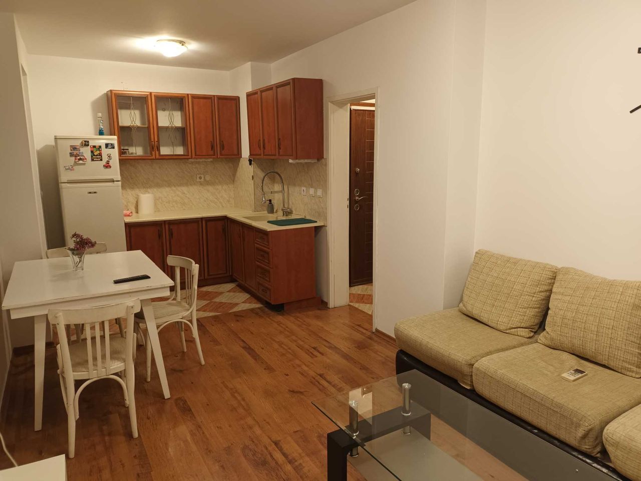 Дава се под наем Тристаен апартамент в Пловдив, Каменица 1 - 65 кв.м за 408 € - Снимка #6