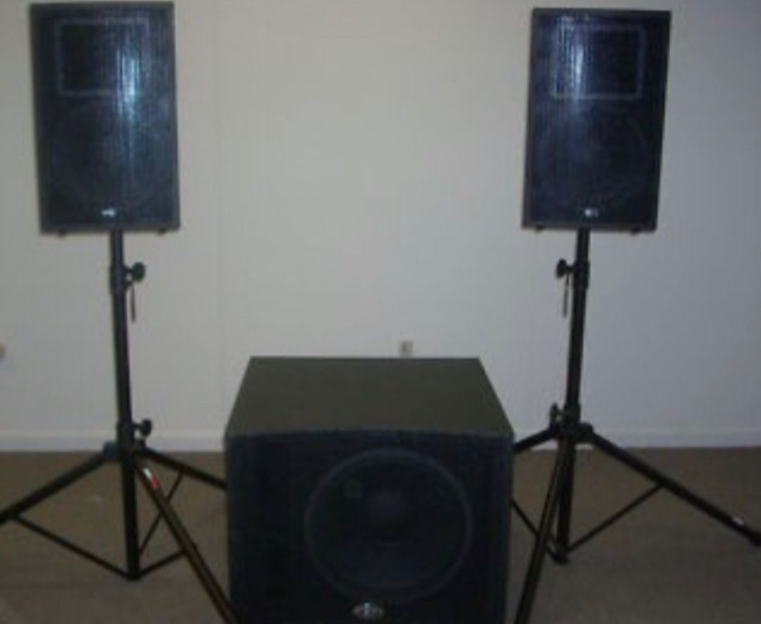 B52 Matrix 2000, subwoofer activ si 2 sateliti