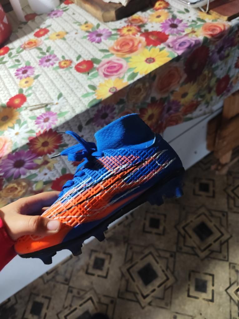 Adidași de fotbal nike