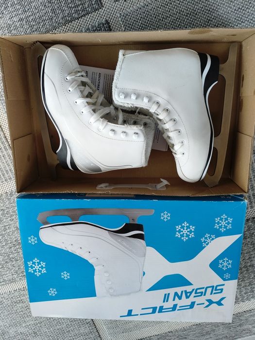 Patine femei X-Fact Susan Ii alb, marimea 37
Susan II - Alb
Patine pen