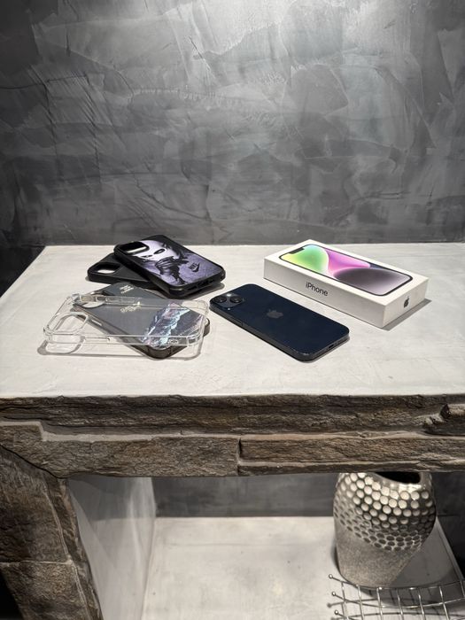 Iphone 14 Midnight 128 GB + подаръци