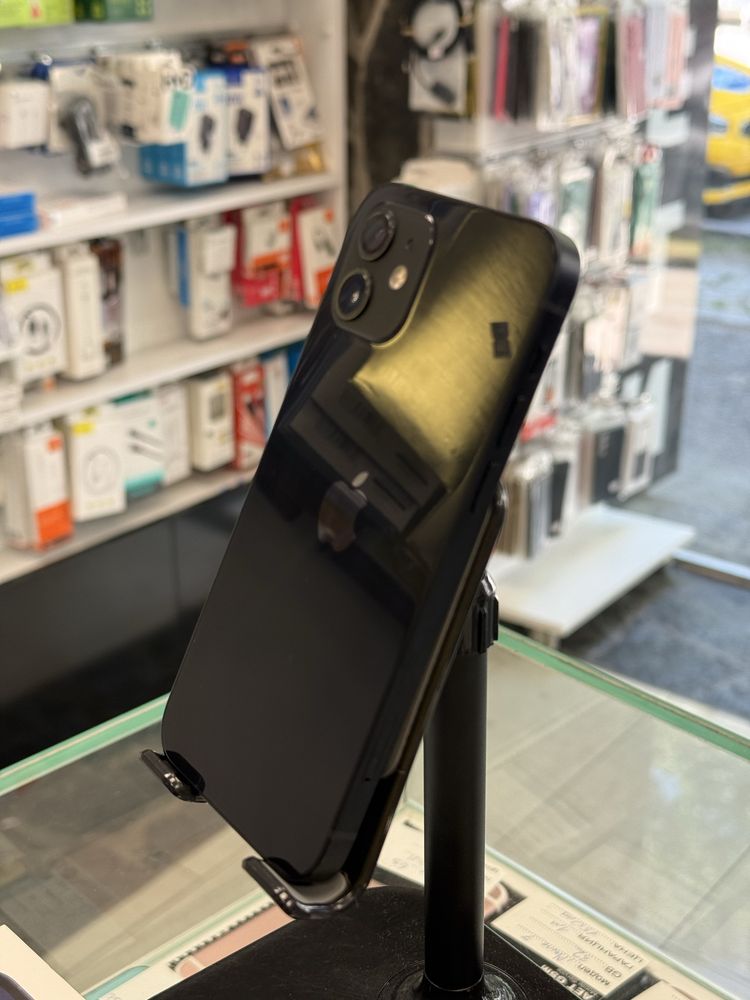 Apple iPhone 12 64GB Black