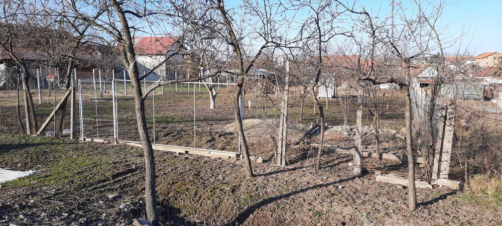 Vând loc de casa,teren,  schimb grădină, Buziaș