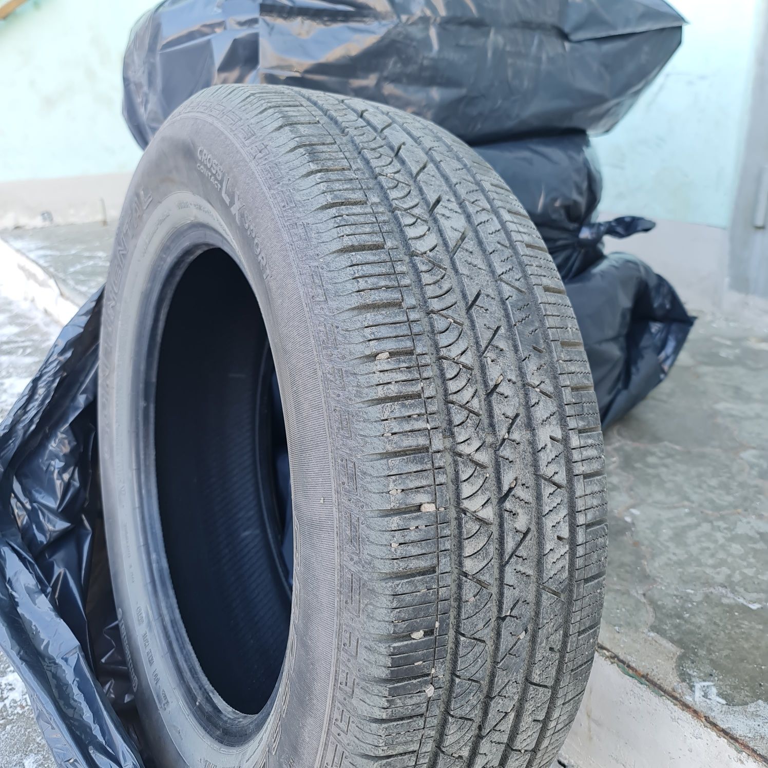 Комплект шин Continental Cross Cotact LX