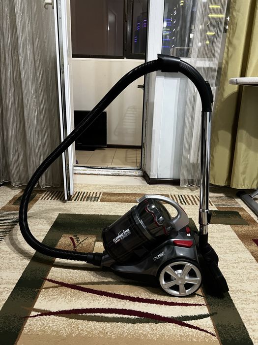 Продам почти новый пылесос за 35000 тг.