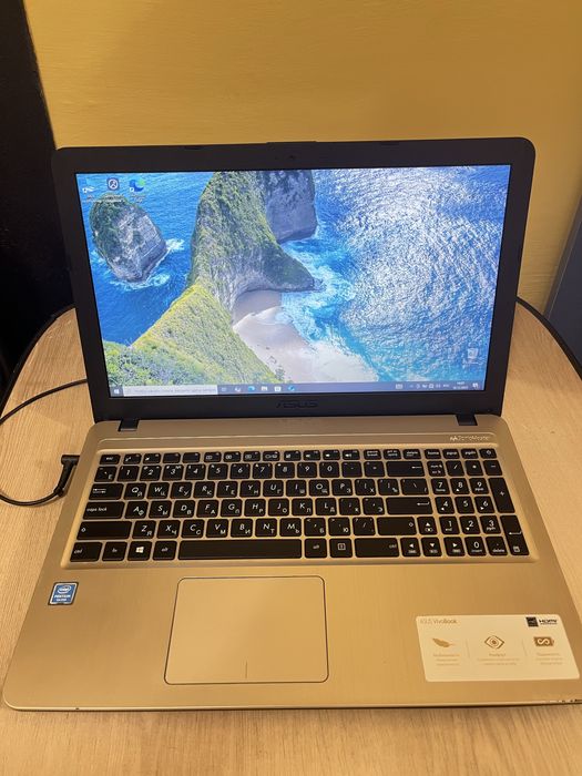 Ноутбук настольный