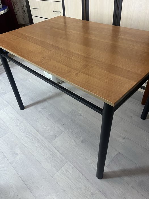 Продам столы в отличном состоянии