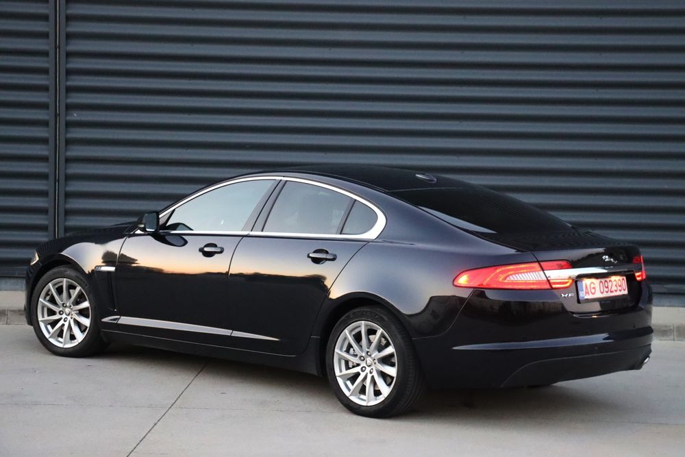 Jaguar XF / 2012 / Facelift / Rate / Garantie