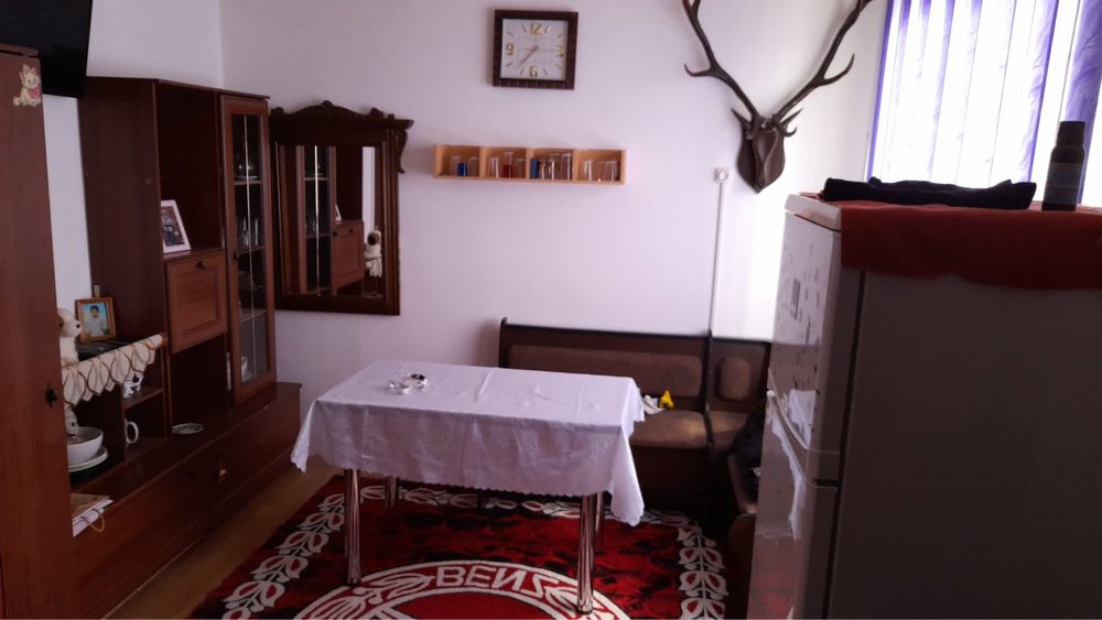 Vand apartament 2 camere