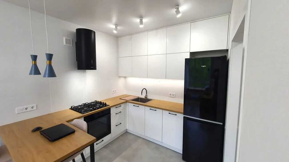 Дава се под наем Двустаен апартамент в София, Център - 55 кв.м за 407.49 € - Снимка #5