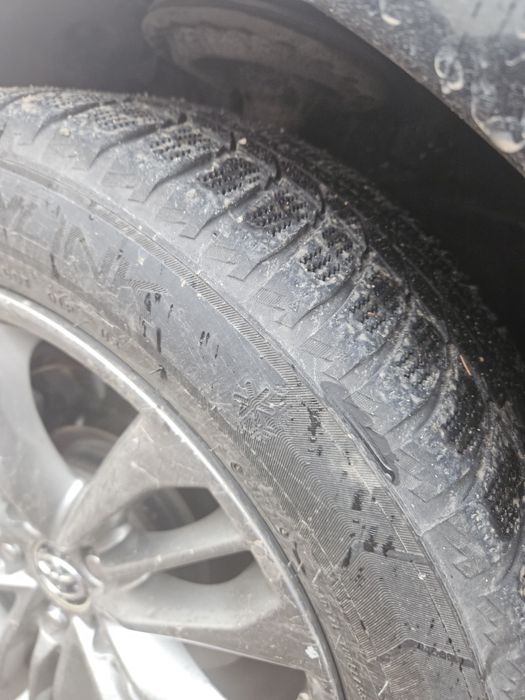 Шина липучка всесезонка R17/215/55