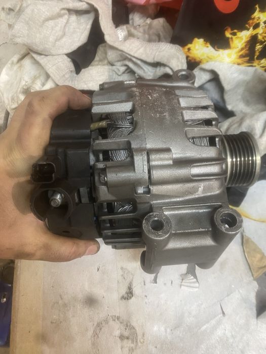 Alternator peugeot 5008 motor 16 thp