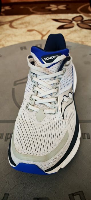 Продавам маратонки Saucony Guide 17 46 номер