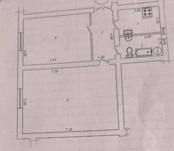 Продается квартира в центре Ташкента по низкой цене.