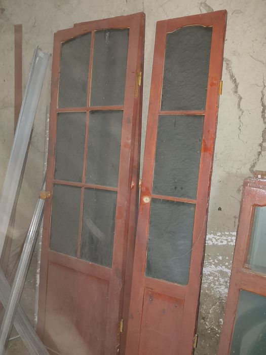 Двери и окна деревянные