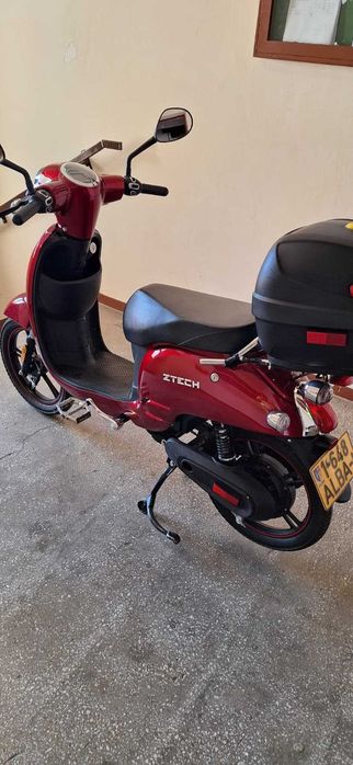 Vând scuter electric Ztech