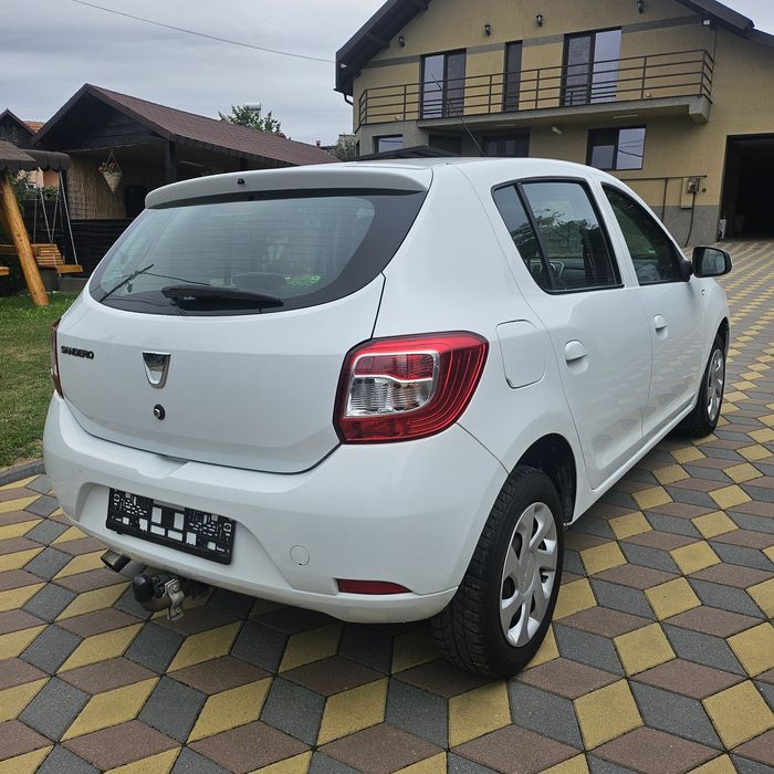 Vând Dacia Sandero