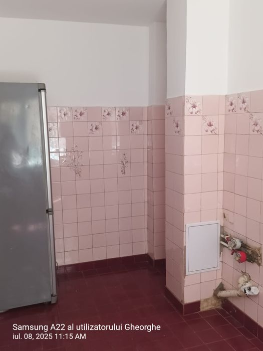 Obor - Doamna Ghica aproape de rond 3 camere de vanzare sau inchiriat