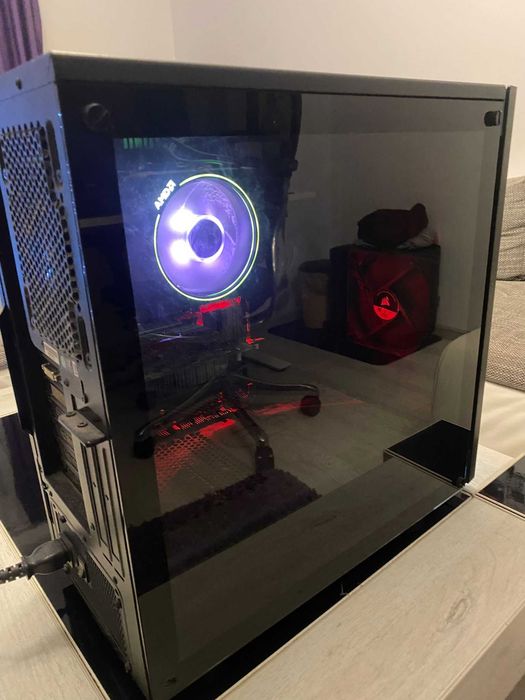 Vand PC AMD Ryzen 7 2700x 3.7Ghz 32GB ram windows 10