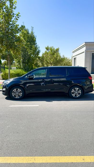 Kia karnival 2020 (dubai)
