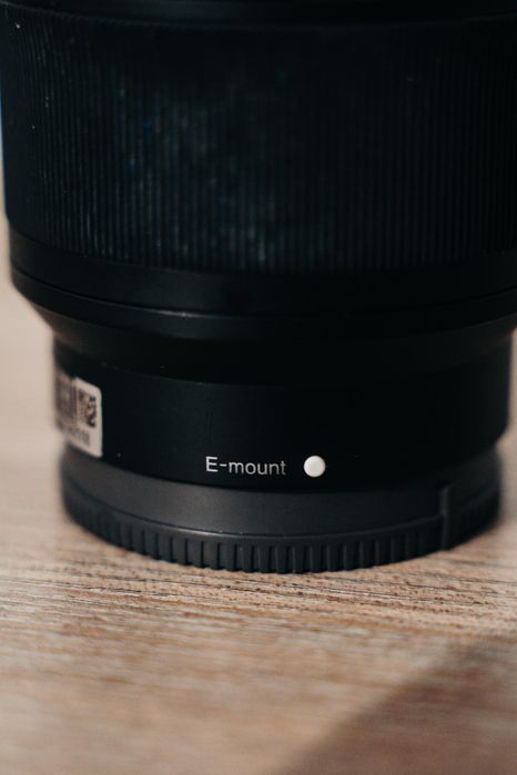 Vând obiectiv Sony 28-70 mm