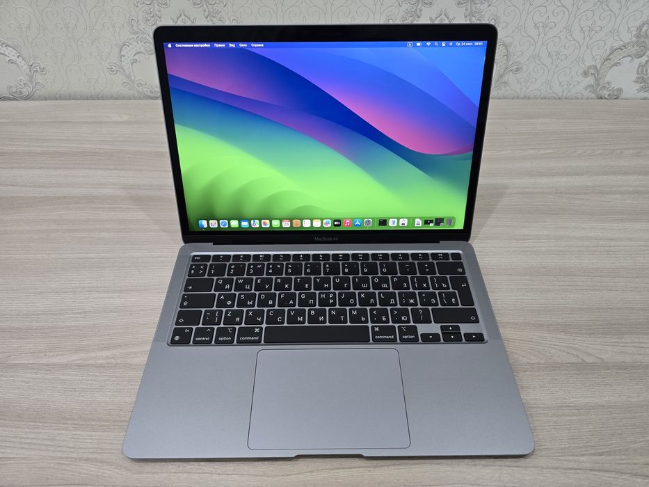 Macbook Air, M1, RAM 8Gb, SSD 256Gb, 2K Retina