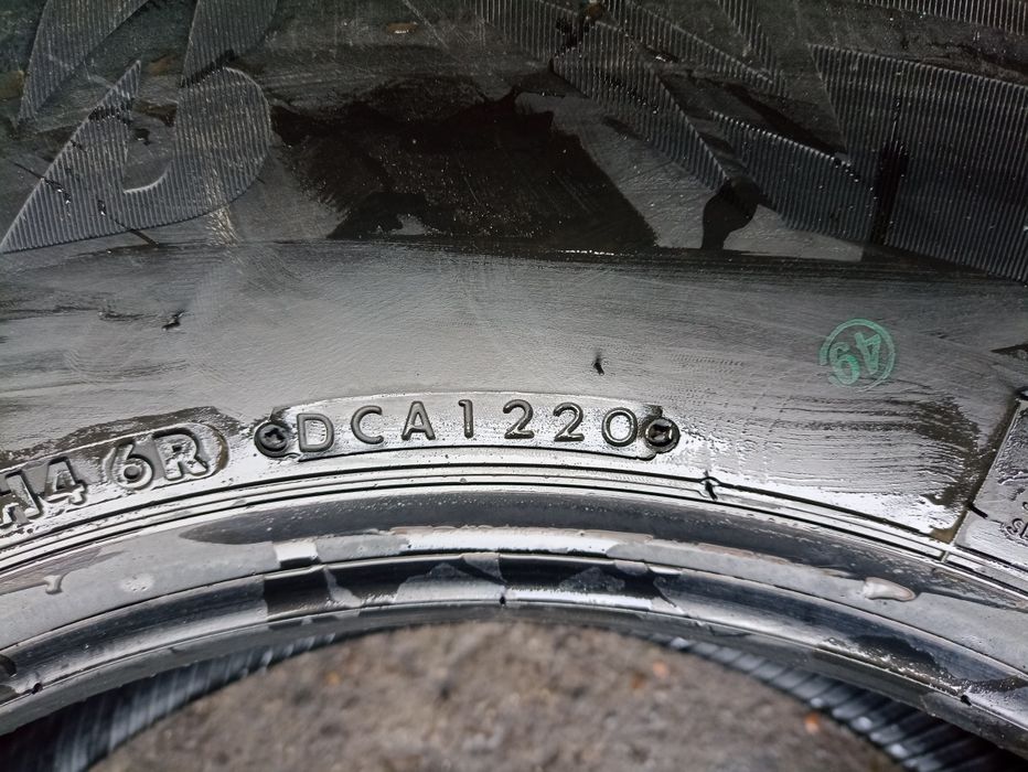 2 anvelope NOI de iarna Bridgestone 235/70 R16 dot 1220