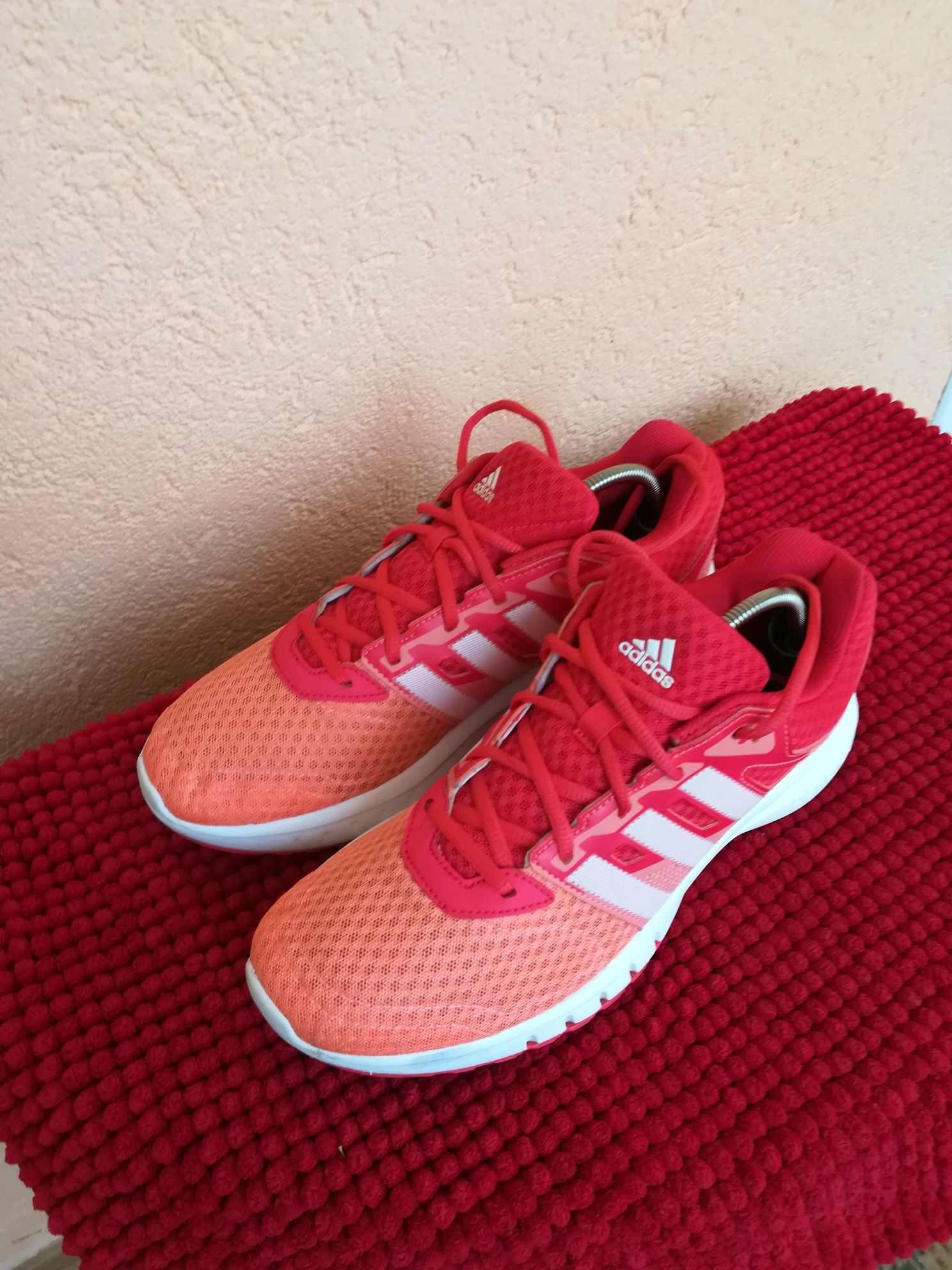 Adidas nr 41,5 damă