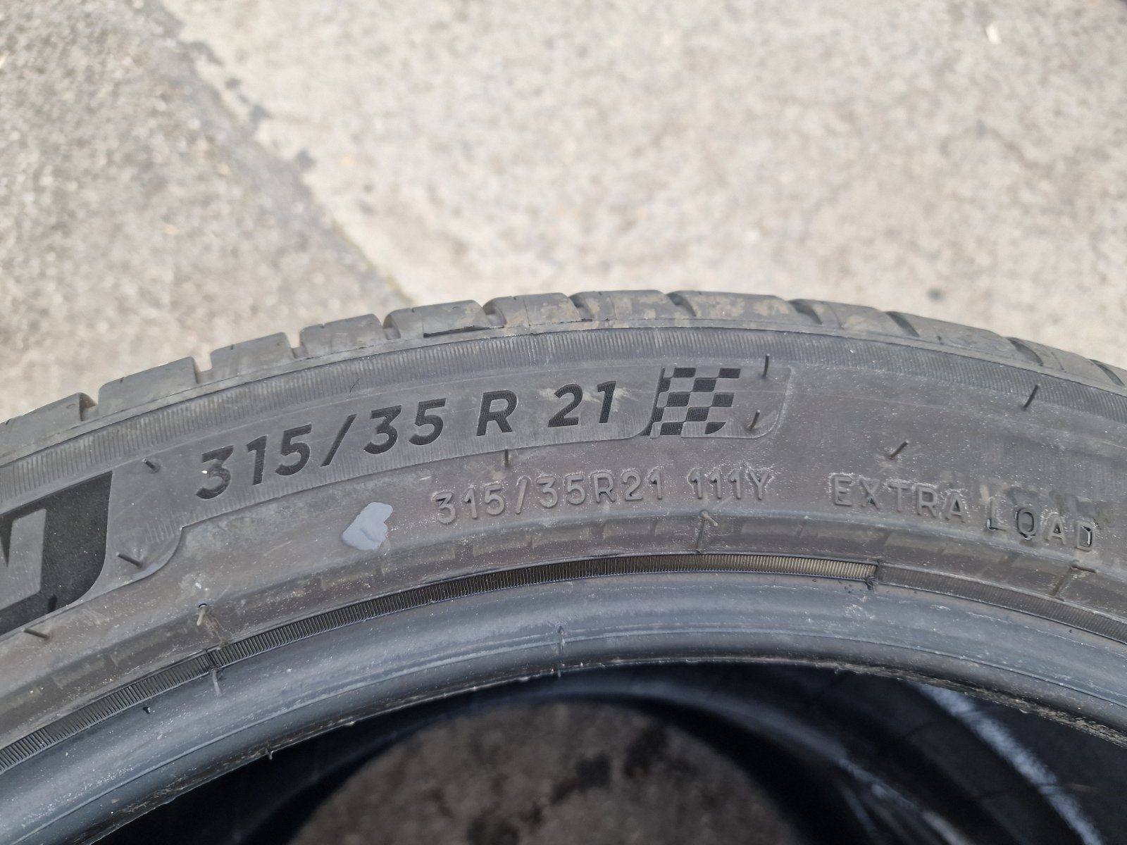 Летни 315/35 R21+285/40 R21 ( Dot23/ 7,8мм ) Michelin Pilot Sport 4