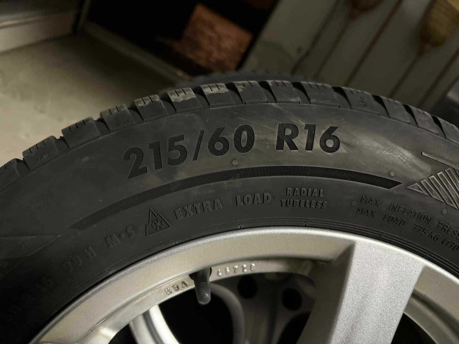 Алуминиеви джанти 16" 5x114.3 със зимни гуми 215/60/16