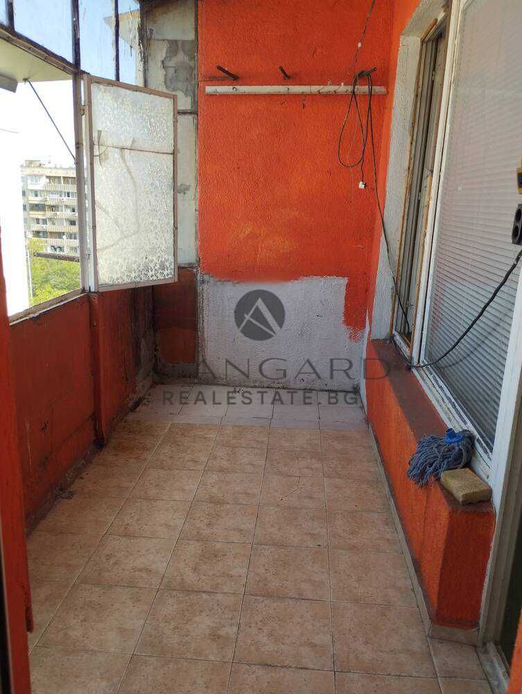 Продава се Тристаен апартамент в Пловдив, Кючук Париж - 65 кв.м за 1436 €/кв.м - Снимка #11