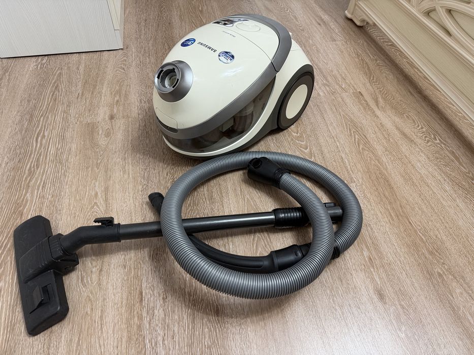 Продам пылесос самсунг