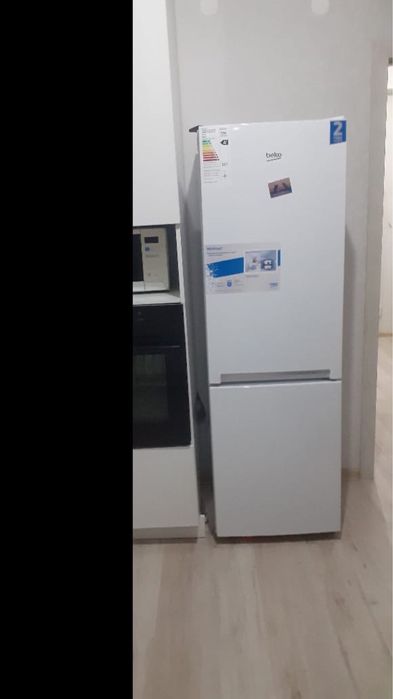 Продается холодильник Beko