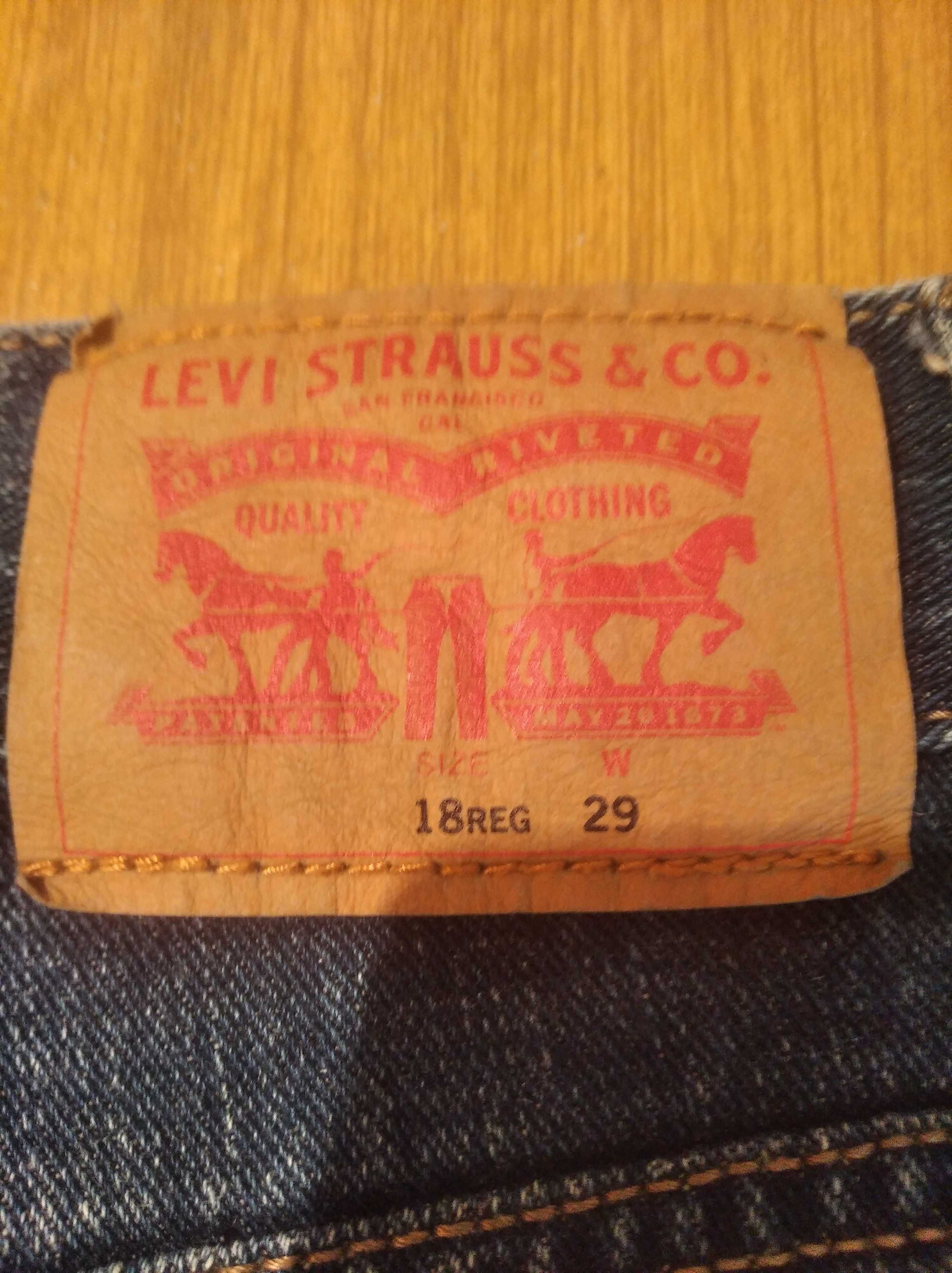 Оригинални дънки за момче от САЩ Levis, King